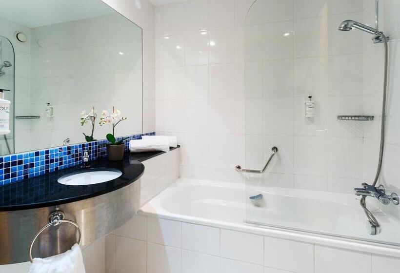 Семейный Номер, B&b Hotel Girona 3