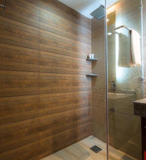 Standard Room, Cebu Parklane International