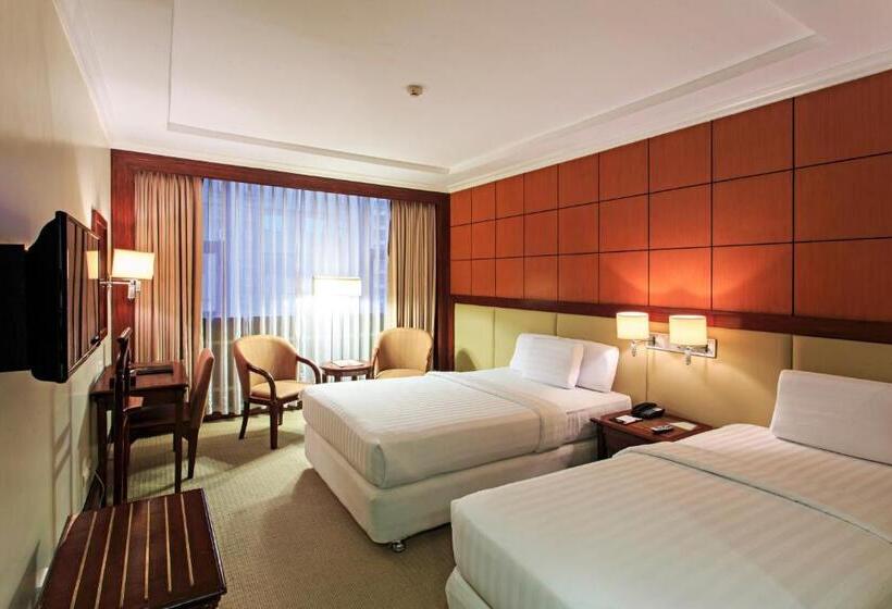 Plus Standard Room, Cebu Parklane International