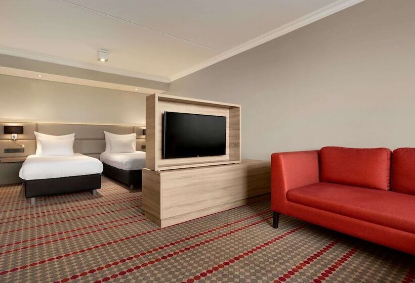 Family Suite, Ramada By Wyndham Amsterdam Airport Schiphol