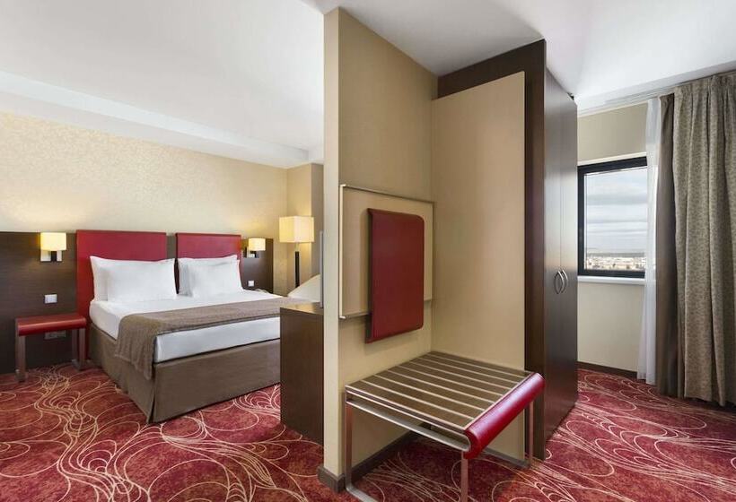 اتاق استاندارد, Ramada Sibiu