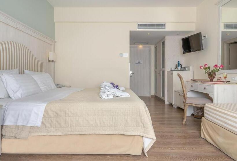 Номер Стандарт, Art Hotel Debono