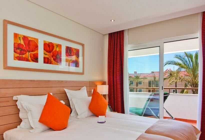 Люкс Deluxe 3 Спальни, As Cascatas Golf Resort & Spa