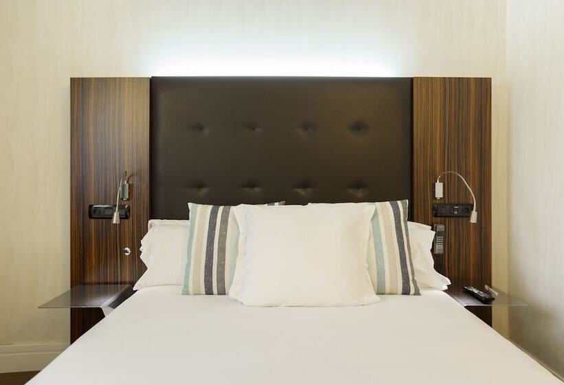 스탠다드 룸, Petit Palace Tamarises