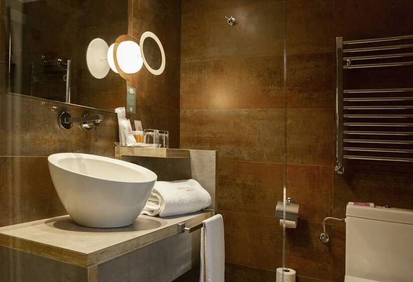 4인용 수피리어 룸, Petit Palace Tamarises