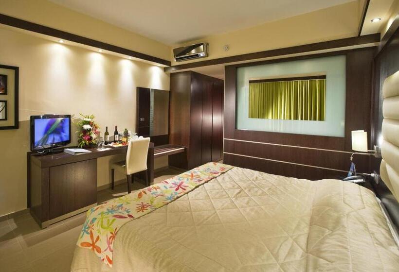 Номер Стандарт Вид на Сад, Oceanis Beach & Spa Resort