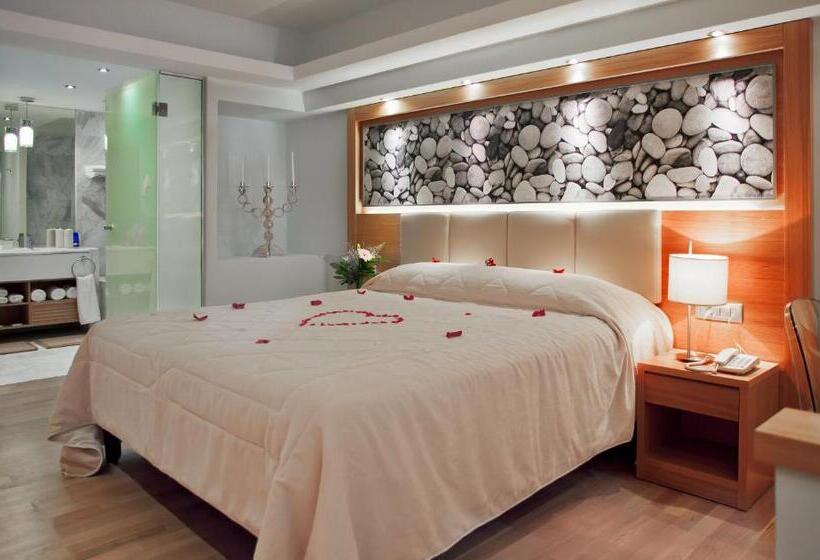 Люкс Executive Вид на Море, Oceanis Beach & Spa Resort