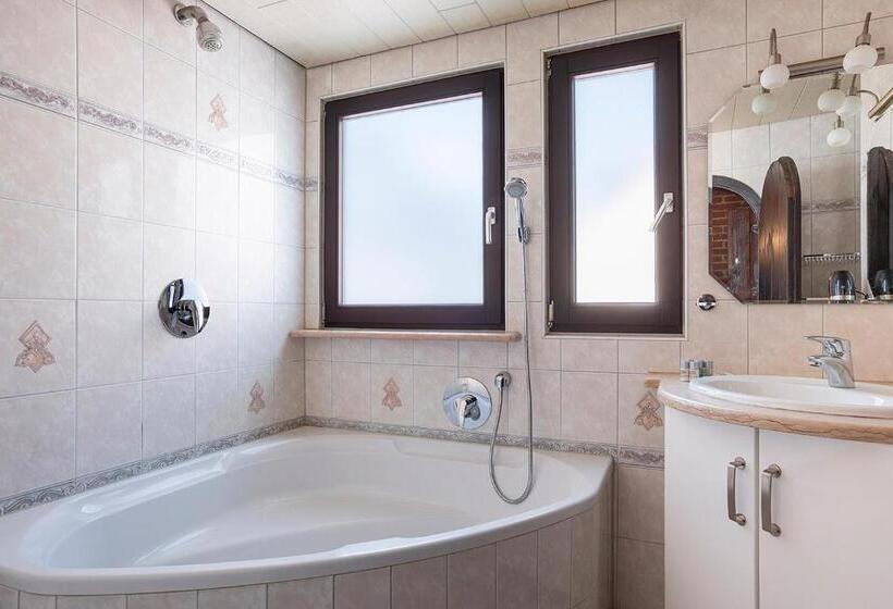 Family Suite, & Restaurant Sichelschmiede