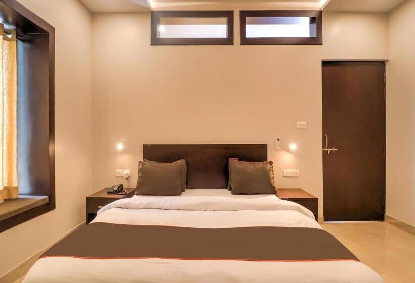 コンフォートトリプルルーム, Super Townhouse Amaraa Farms Near Lulu Hypermarket