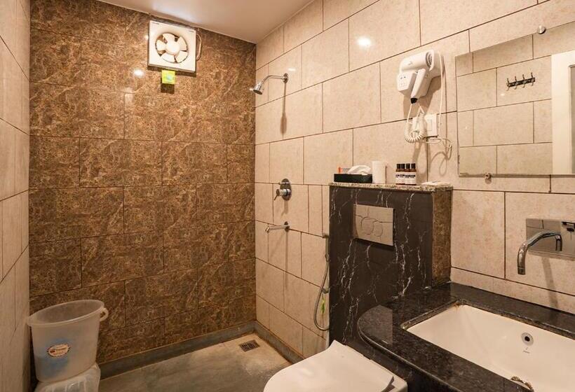 스탠다드 룸 가든 전망, Moustache Rishikesh Riverside Resort