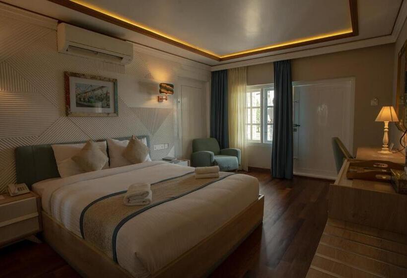 디럭스 룸, State Beach Resort And Spa