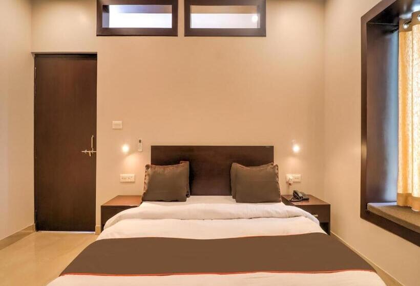 Habitación Triple Comfort, Super Townhouse Amaraa Farms Near Lulu Hypermarket