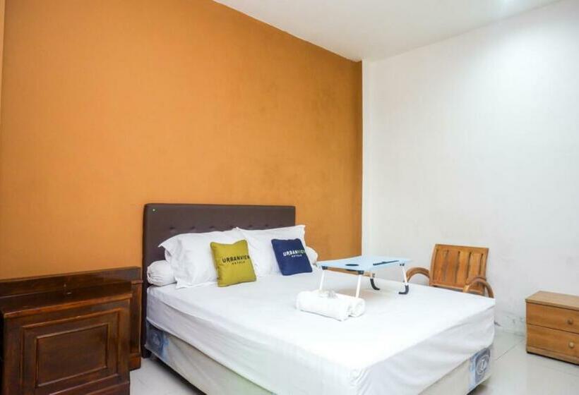 חדר דלוקס, Urbanview Hotel Blok O International By Reddoorz