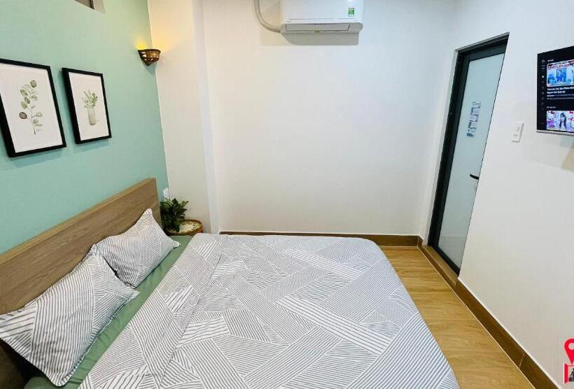 اتاق لوکس, Stay Hostel 2   350m From The Ferry