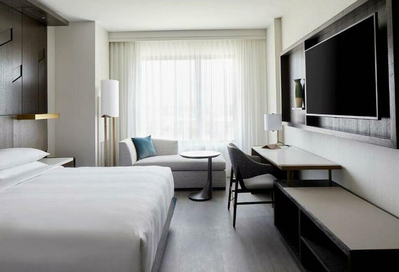 Стандартный Номер Кровать Кинг, Unc Charlotte Marriott Hotel & Conference Center