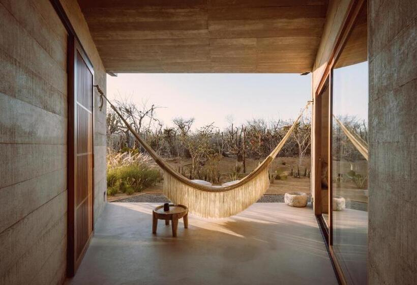 スイート, Paradero Todos Santos   Exclusive Experiences Included