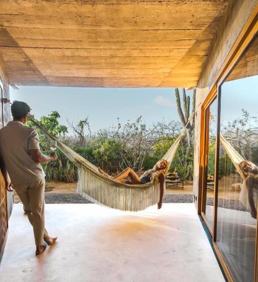 スイート, Paradero Todos Santos   Exclusive Experiences Included