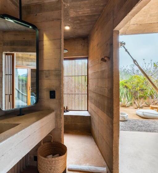 スイート, Paradero Todos Santos   Exclusive Experiences Included
