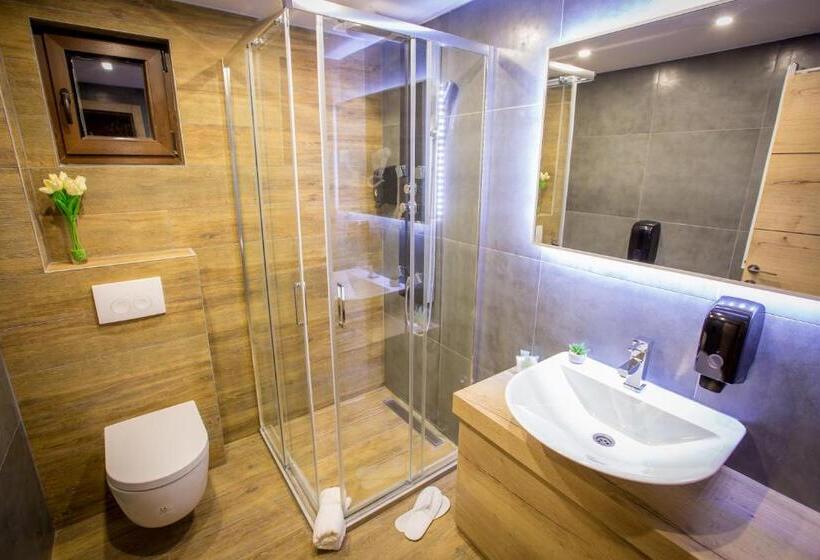 سوییت سوپریور, Srebrna Planina Spa & Resort