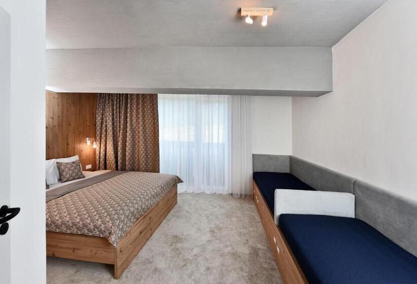 Люкс с гидромассажем, Apartmány Tri Sestry   Real Ski In Ski Out