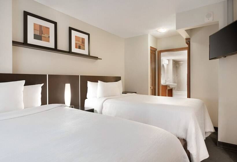デラックススイート, Embassy Suites Montréal By Hilton