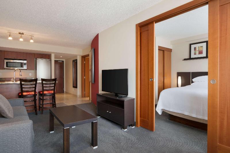 スイート, Embassy Suites Montréal By Hilton