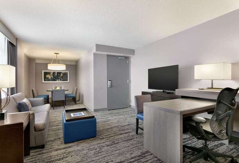 スイート, Embassy Suites Montréal By Hilton