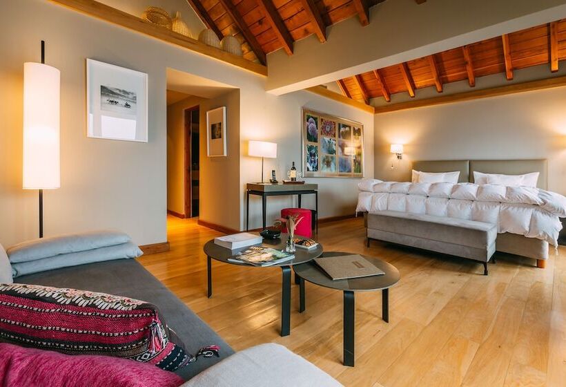 스탠다드 스튜디오, Las Balsas Relais & Chateaux