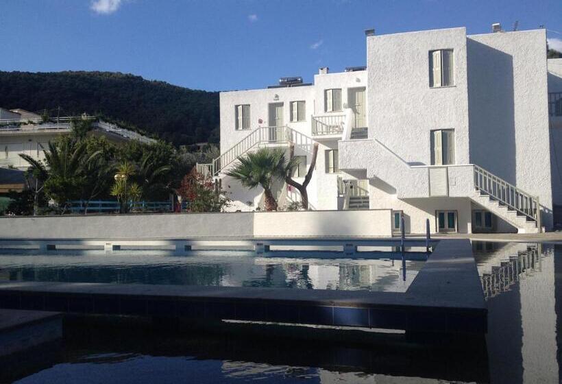ファミリールーム, Cascade Holiday Resort