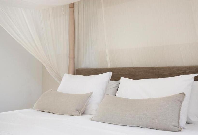 Полулюкс Одноместный с Террасой, Cascade Holiday Resort