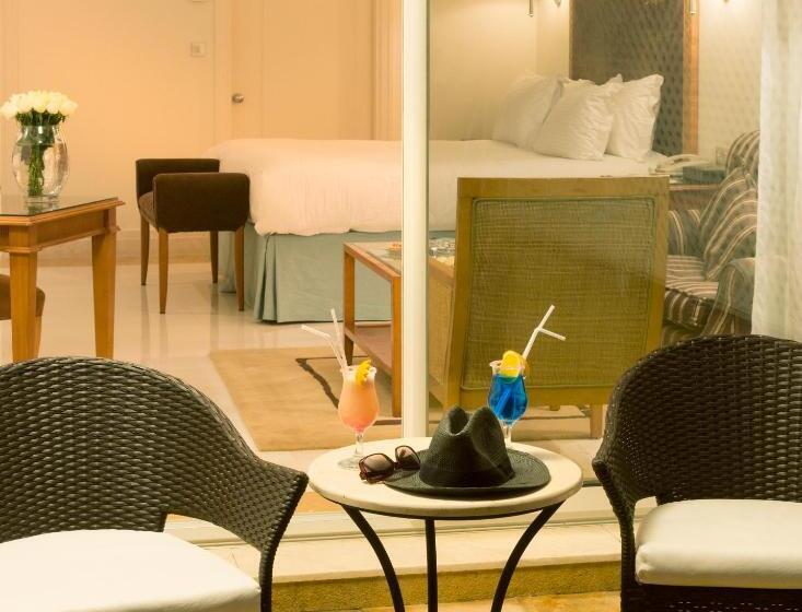 Номер Superior, L  Amphitrite Palace Resort & Spa