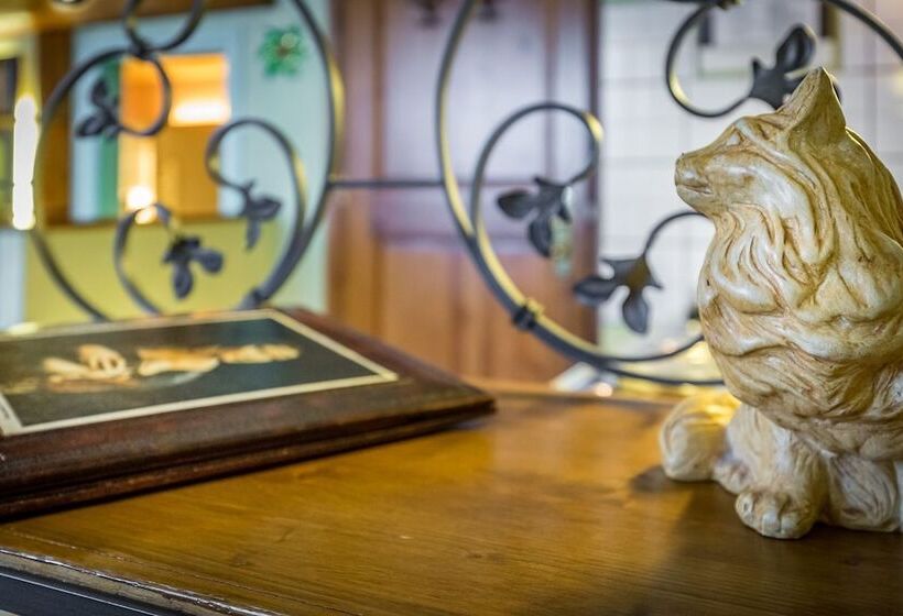 Полулюкс, Il Borgo Di Villa Castelletti Country
