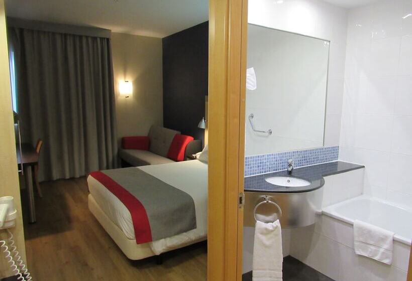 スタンダードルーム, Holiday Inn Express Málaga Airport, An Ihg