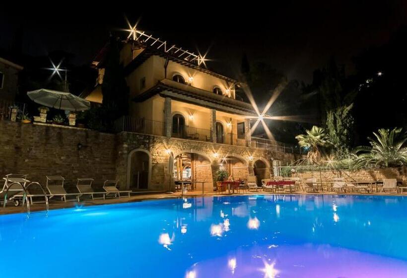 Полулюкс Вид на Бассейн, Villa La Malva