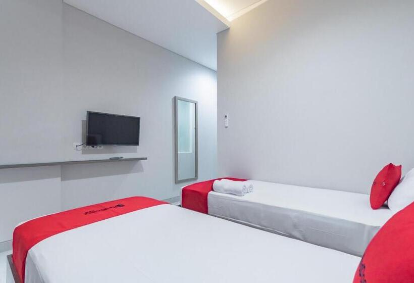 Номер Стандарт, Reddoorz Plus @ Cirebon City Center