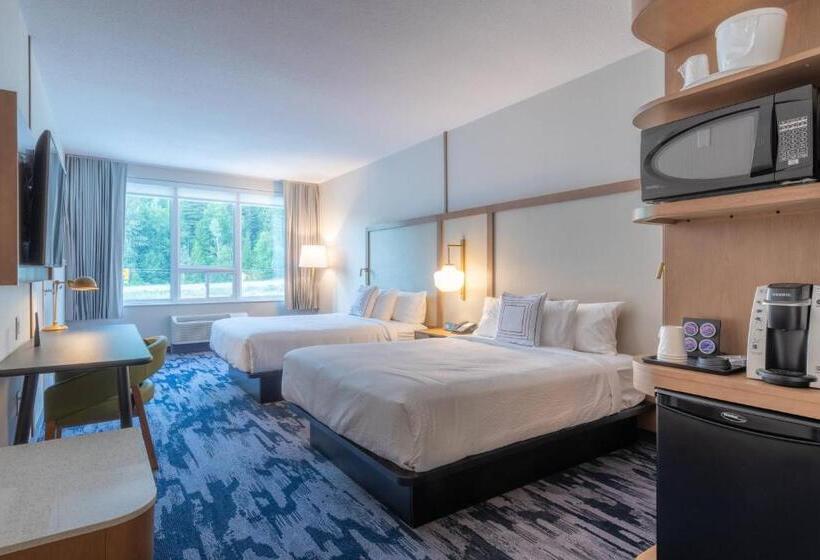 غرفة قياسية سرير ملكى, Fairfield By Marriott Inn & Suites Revelstoke