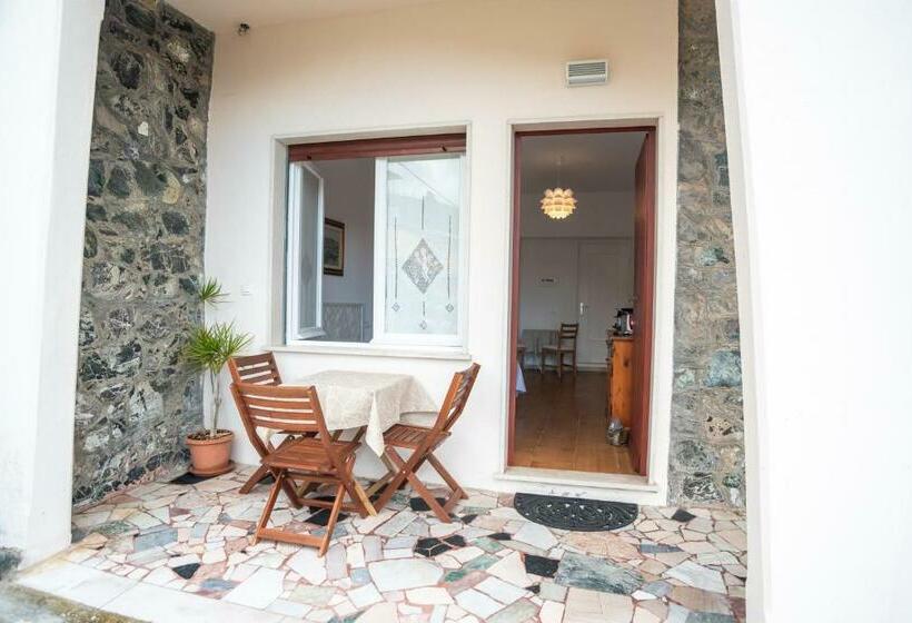 Трехместный Номер Базовый, Villa Mori