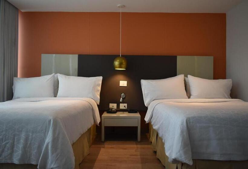 Люкс, Holiday Inn Express & Suites Medellin, An Ihg