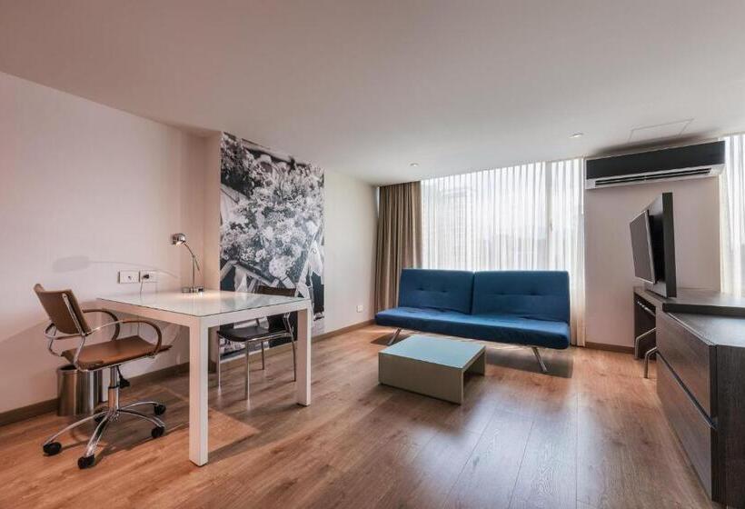 Люкс, Holiday Inn Express & Suites Medellin, An Ihg