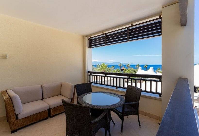 标准间, Latanya Park Resort