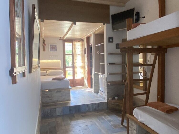 スタンダード４人部屋, Villa Mata