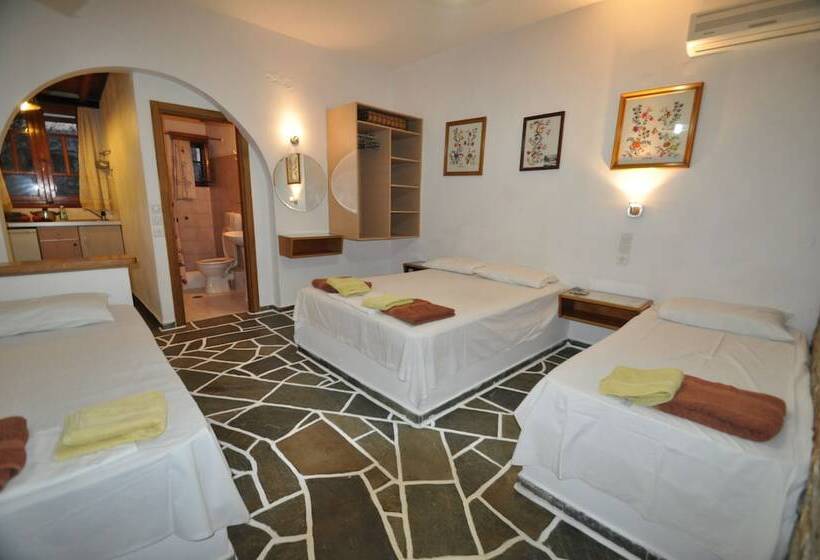 スタンダード４人部屋, Villa Mata
