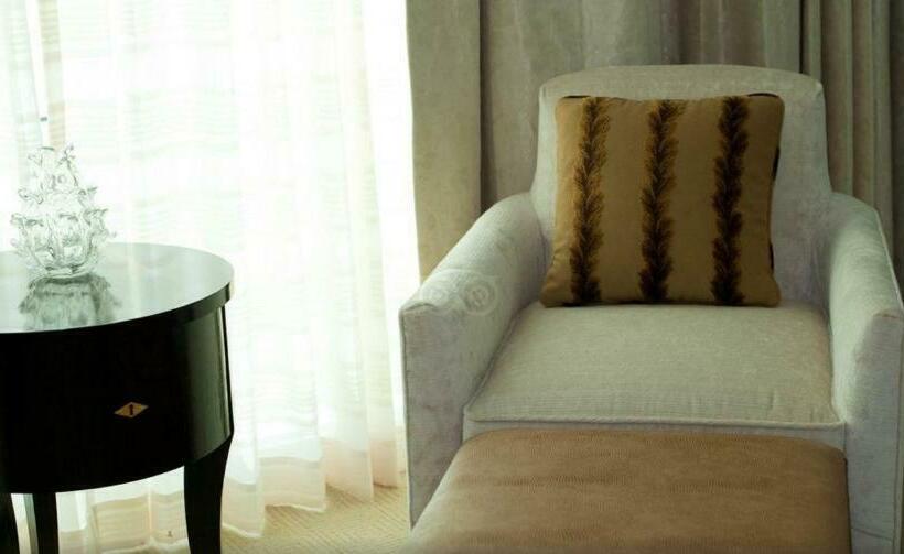 1 Bedroom Penthouse Apartment, Trump International Hotel Las Vegas