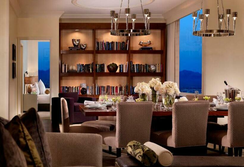 1 Bedroom Penthouse Apartment, Trump International Hotel Las Vegas