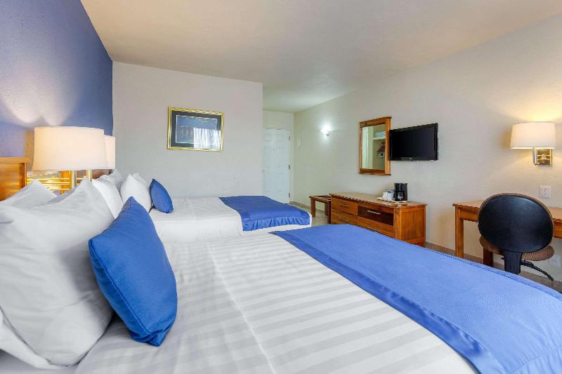 اتاق استاندارد, Comfort Inn Tampico