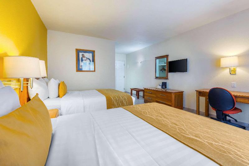 اتاق استاندارد, Comfort Inn Tampico