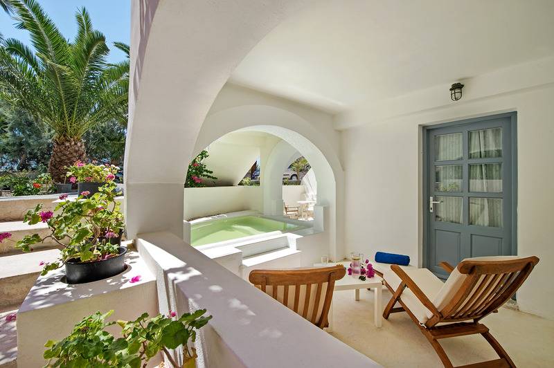 스탠다드 스튜디오, Atlantis Beach Villa