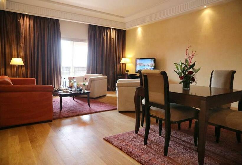 سوئیت سینیور, Kenzi Menara Palace & Resort