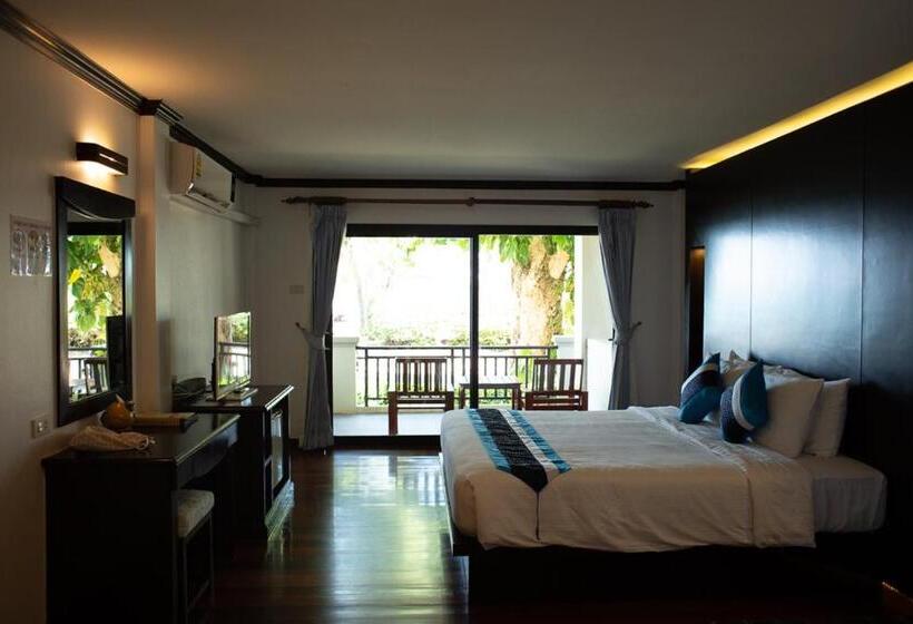 اتاق لوکس با چشم‌انداز استخر, Klong Prao Resort   Sha Extra Plus