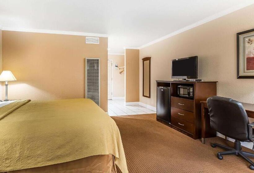 Номер Стандарт Кровать Кинг Адаптированный для Инвалидов, Quality Inn Near Hearst Castle
